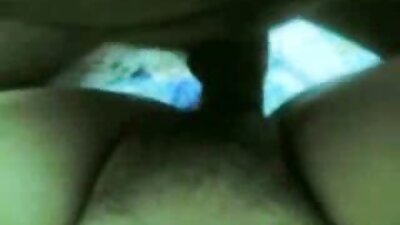 Aasialainen vaimo seksiä videolla